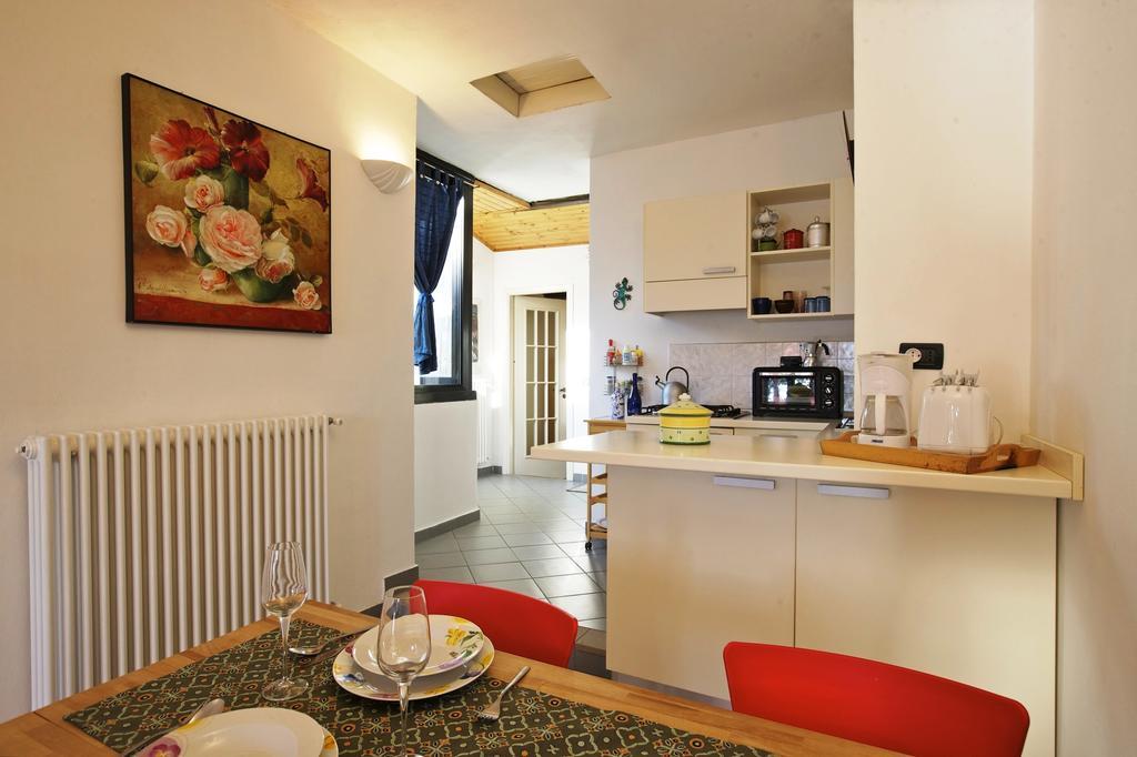 Bilocale Pieggio Appartement Oggebio Buitenkant foto